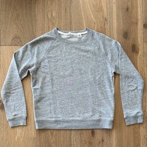 Levi's Classic Gray Crewneck Sweater